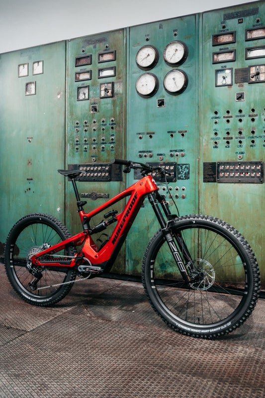 Nukeproof Megawatt 297 Pro T-GX MWC01As